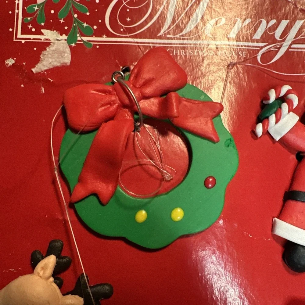 Merry Christmas House 4‎ pc Ornament Set Santa Reindeer Wreath Gift New